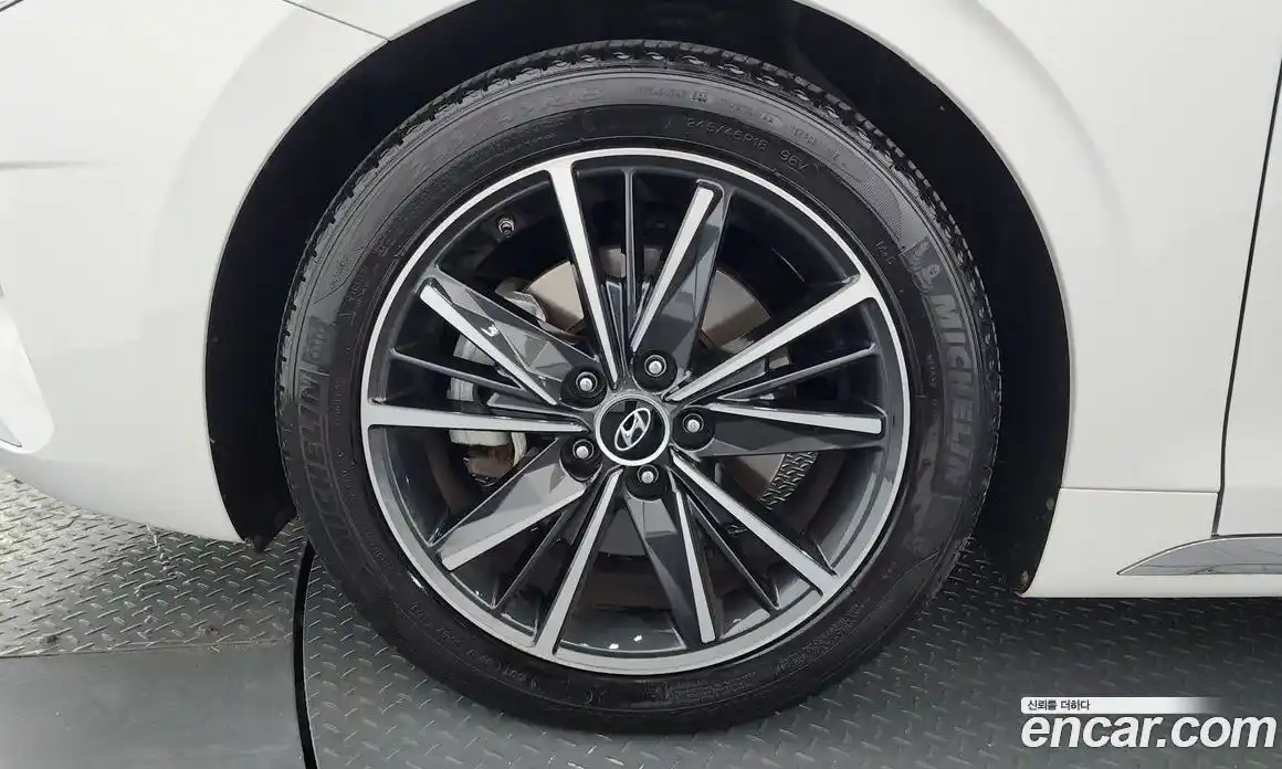 Hyundai Grandeur 2020 2.5 автомат (гидро), фото 4