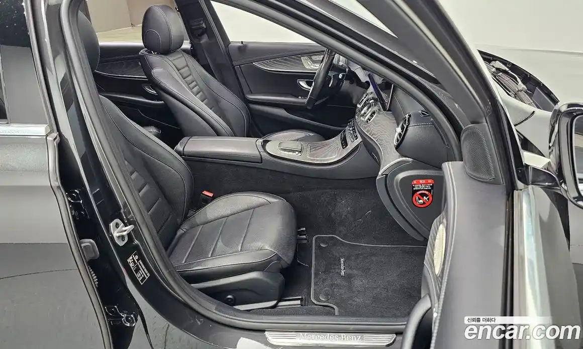 Mercedes-Benz E-Class 2022 2.0 автомат (гидро), фото 13