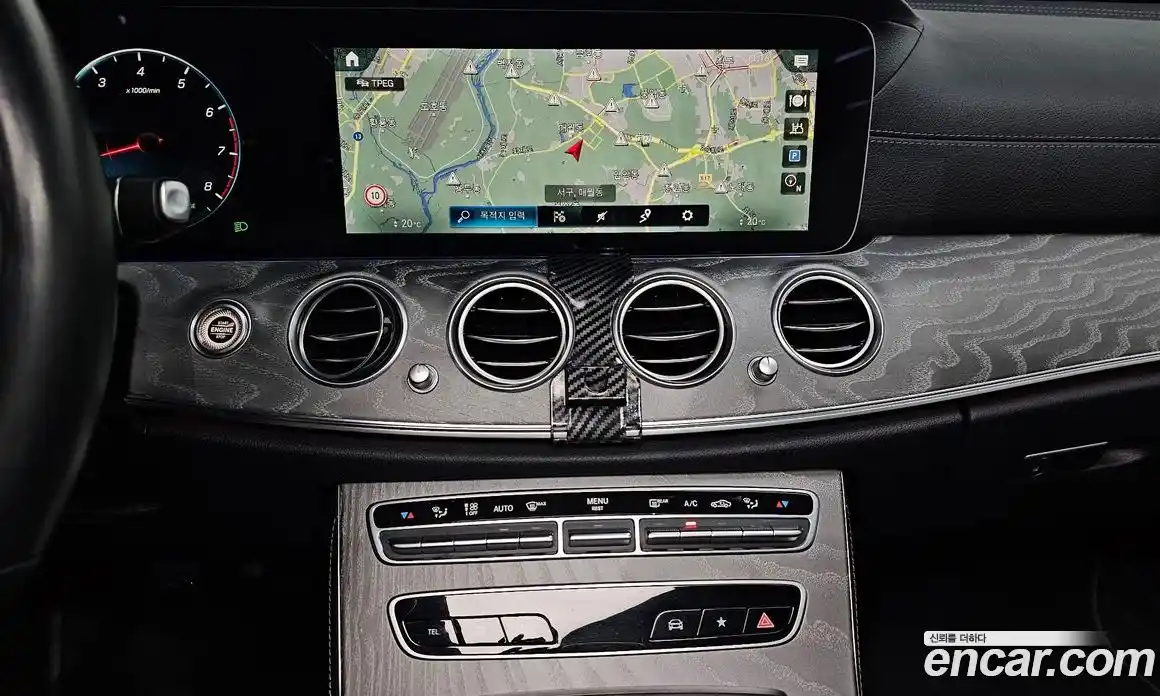Mercedes-Benz E-Class 2022 2.0 автомат (гидро), фото 19
