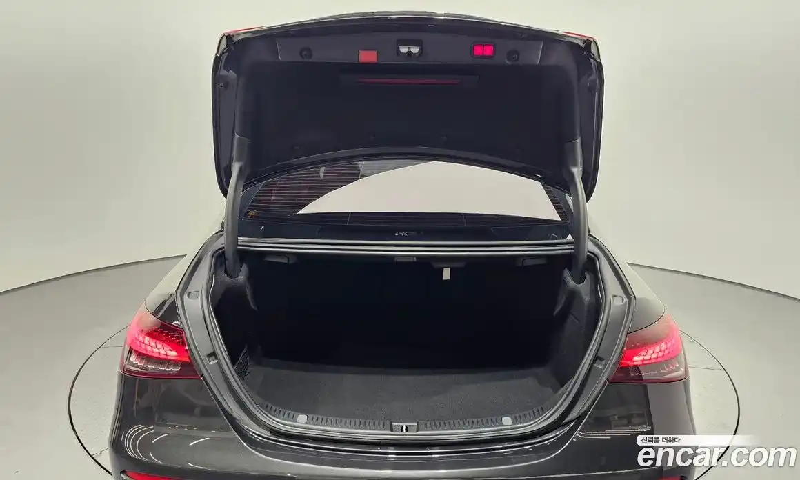 Mercedes-Benz E-Class 2022 2.0 автомат (гидро), фото 31