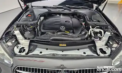 Mercedes-Benz E-Class 2022 2.0 автомат (гидро), миниатюра 6