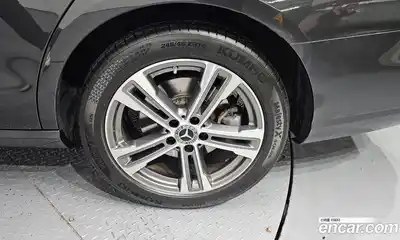 Mercedes-Benz E-Class 2022 2.0 автомат (гидро), миниатюра 7