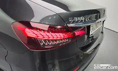 Mercedes-Benz E-Class 2022 2.0 автомат (гидро), миниатюра 9