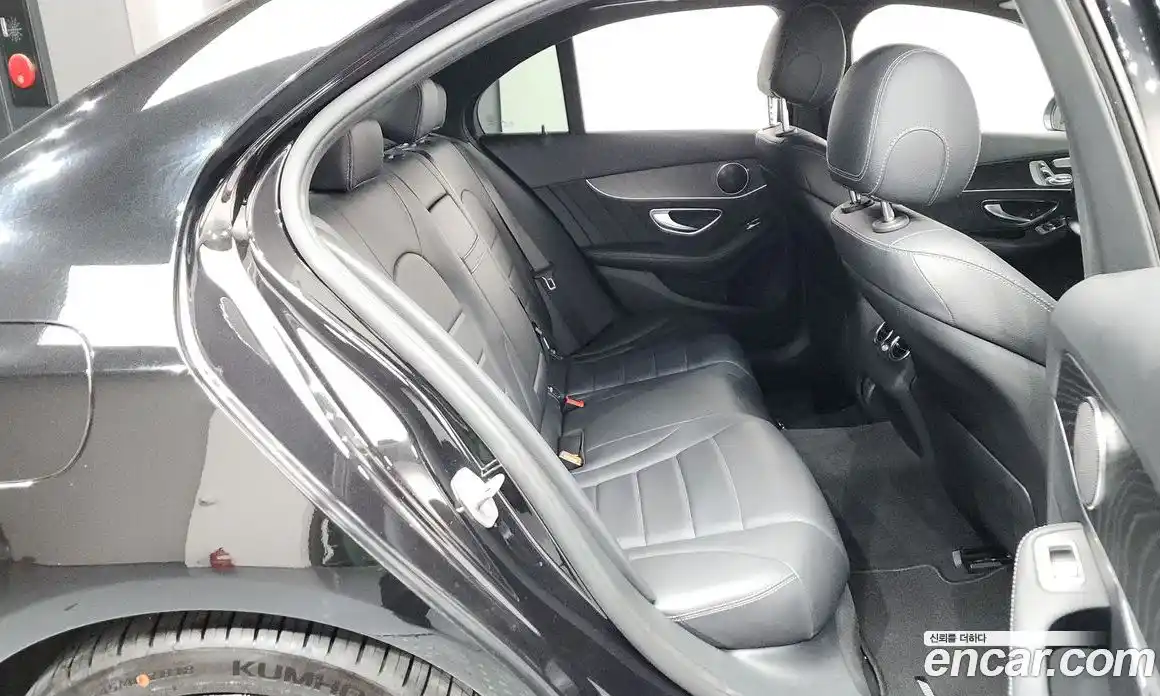Mercedes-Benz C-Class 2016 2.0 гидро, фото 11 Mercedes-Benz C-Class 2016 2.0 гидро, фото 11