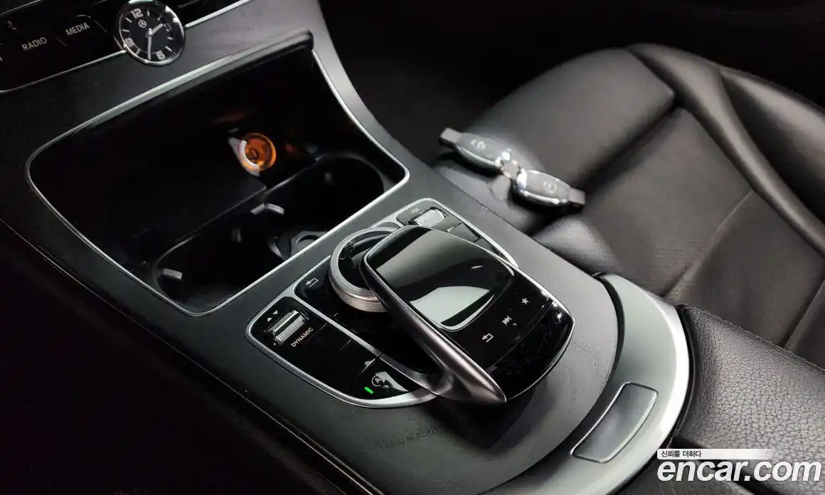 Mercedes-Benz C-Class 2016 2.0 гидро, фото 20 Mercedes-Benz C-Class 2016 2.0 гидро, фото 20