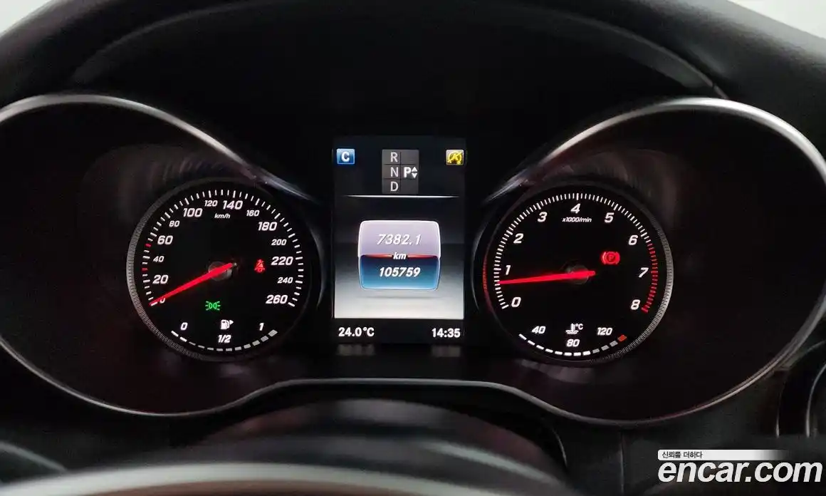 Mercedes-Benz C-Class 2016 2.0 гидро, фото 8 Mercedes-Benz C-Class 2016 2.0 гидро, фото 8
