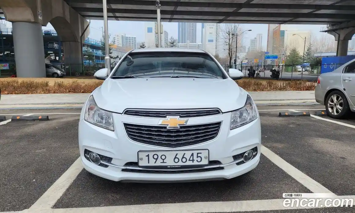 Chevrolet Cruze 2014 1.4 автомат (гидро), фото 1
