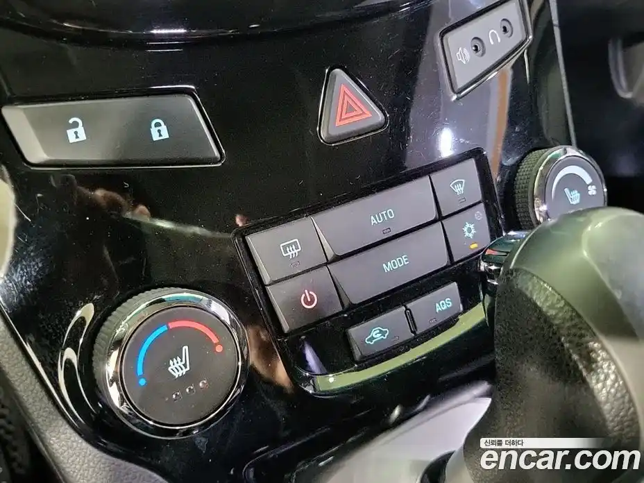 Chevrolet Orlando 2011 2.0 автомат (гидро), фото 11