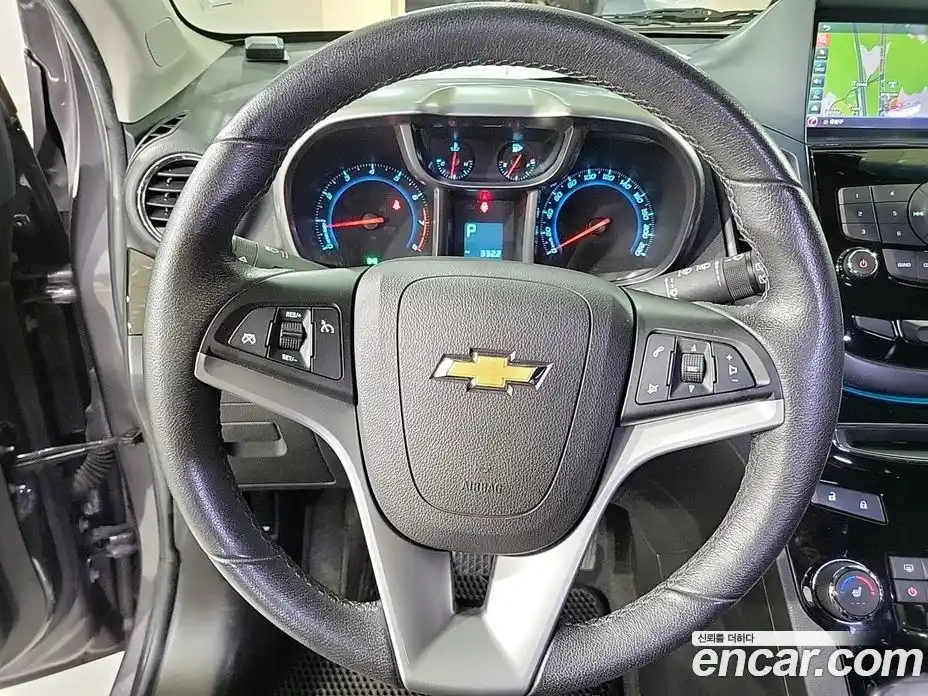 Chevrolet Orlando 2011 2.0 автомат (гидро), фото 12