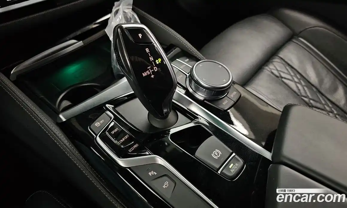 BMW 5 серия 2018 2.0 автомат (гидро), фото 12