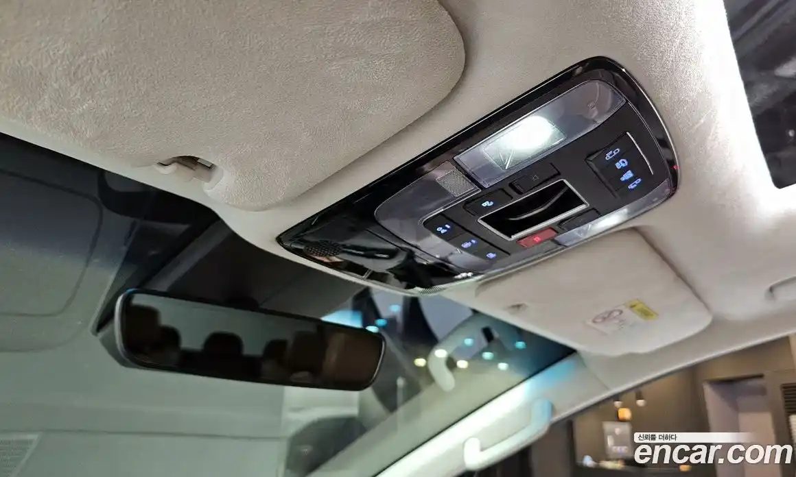 Hyundai Staria 2022 2.2 автомат (гидро), фото 26