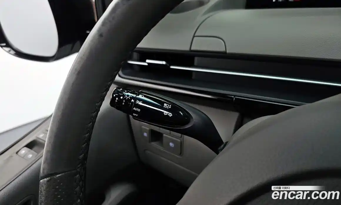 Hyundai Staria 2022 2.2 автомат (гидро), фото 27