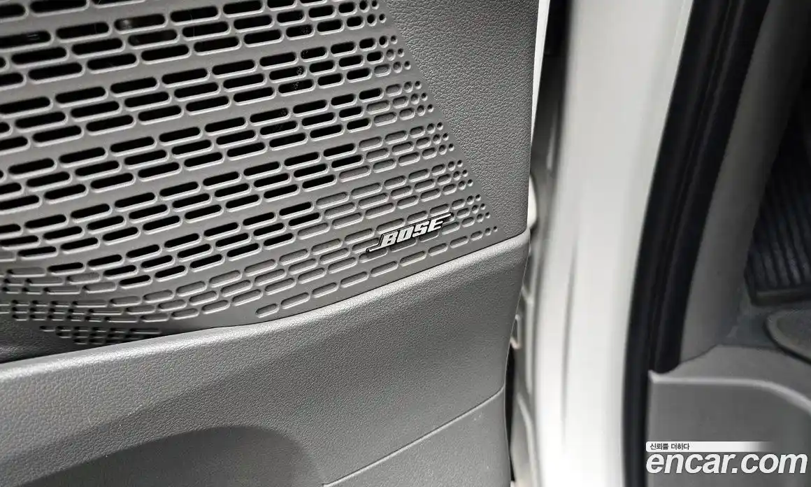 Hyundai Staria 2022 2.2 автомат (гидро), фото 32
