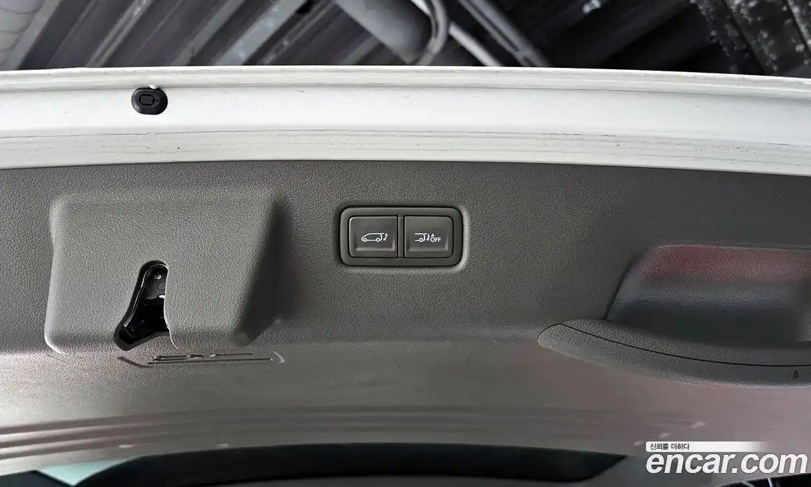 Hyundai Staria 2022 2.2 автомат (гидро), фото 34