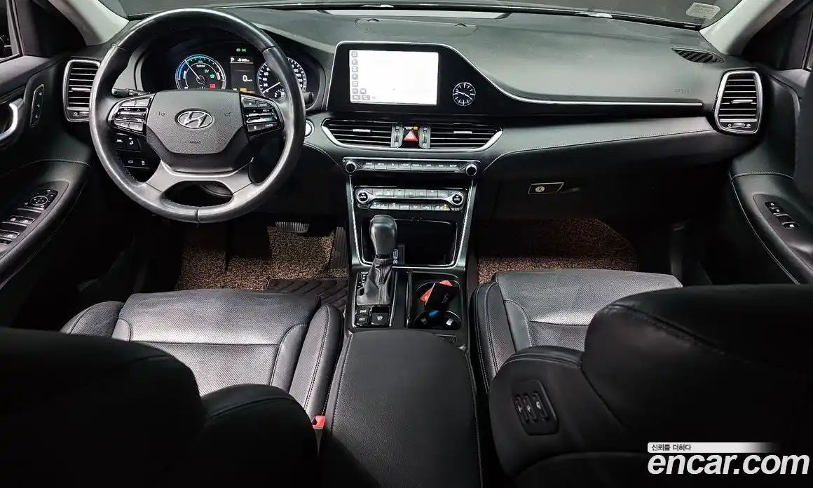 Hyundai Grandeur 2019 2.4 автомат (гидро), фото 10