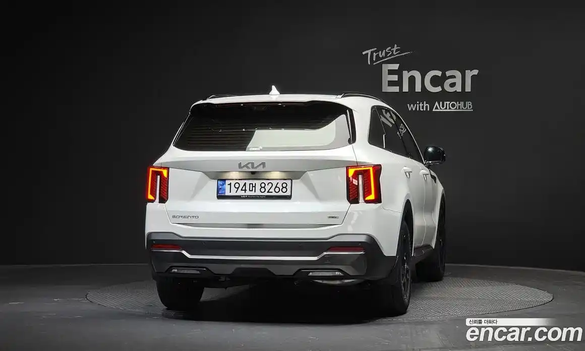 Kia Sorento 2024 1.6 автомат (гидро), фото 4