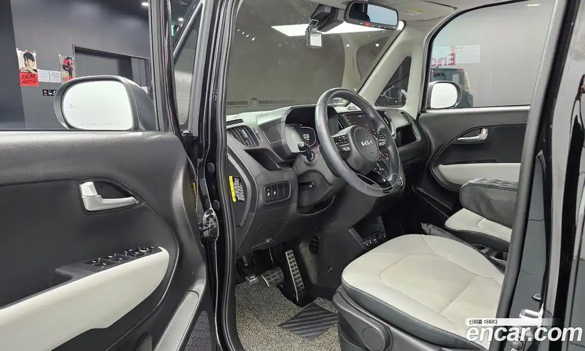 Kia Ray 2023 1.0 автомат (гидро), фото 13