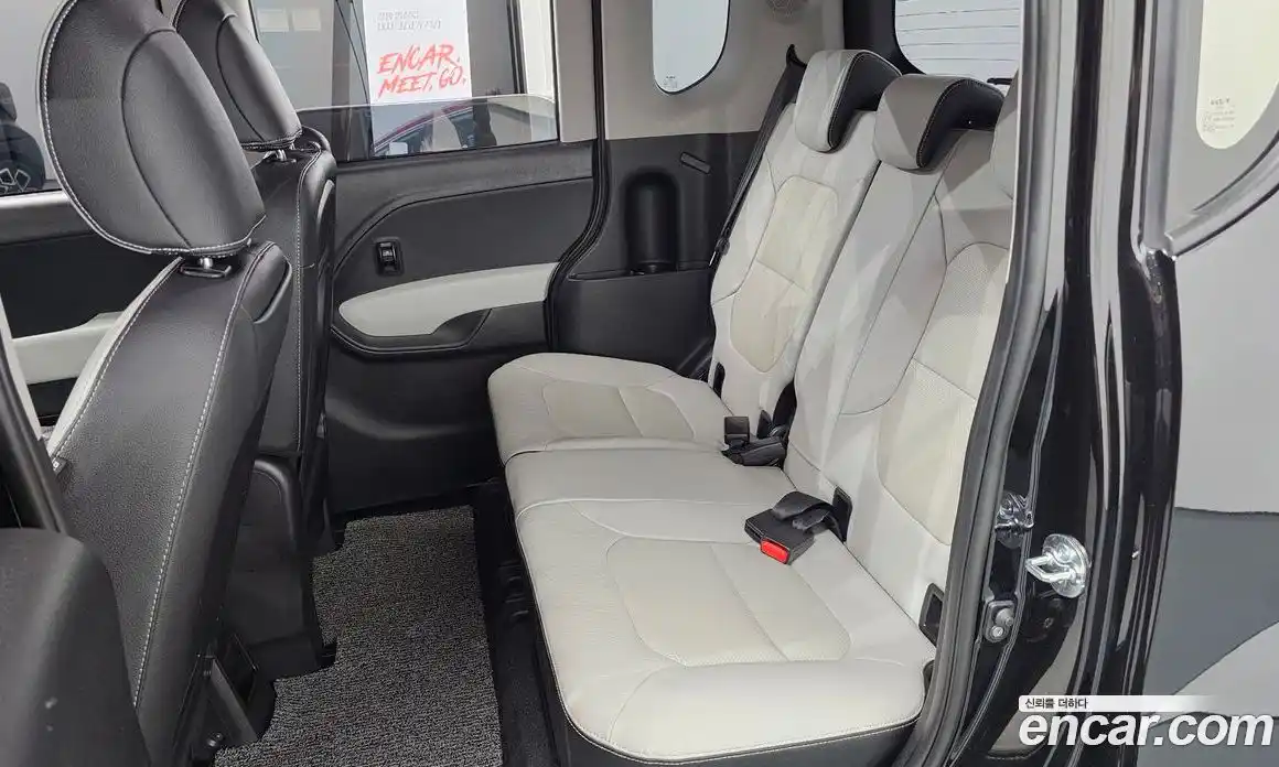 Kia Ray 2023 1.0 автомат (гидро), фото 17