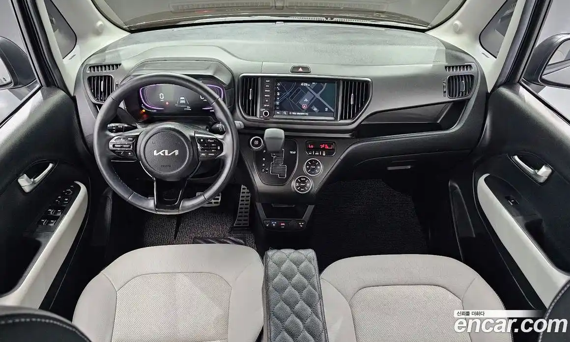 Kia Ray 2023 1.0 автомат (гидро), фото 10