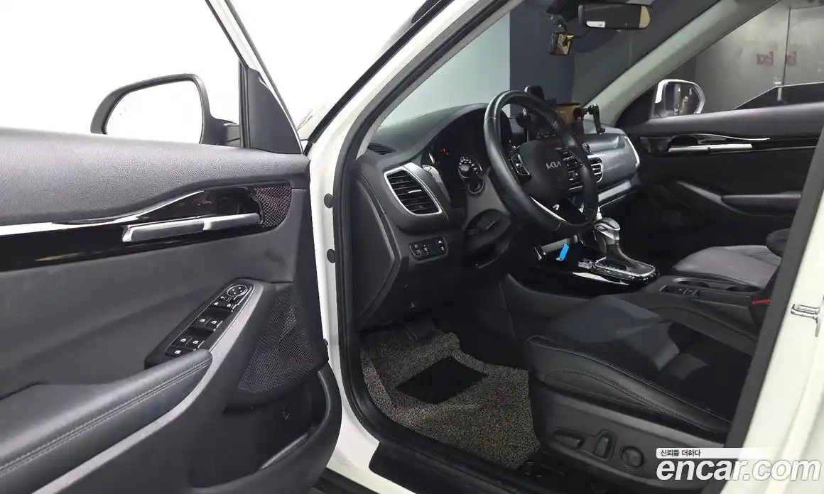 Kia Seltos 2022 1.6 автомат (гидро), фото 13