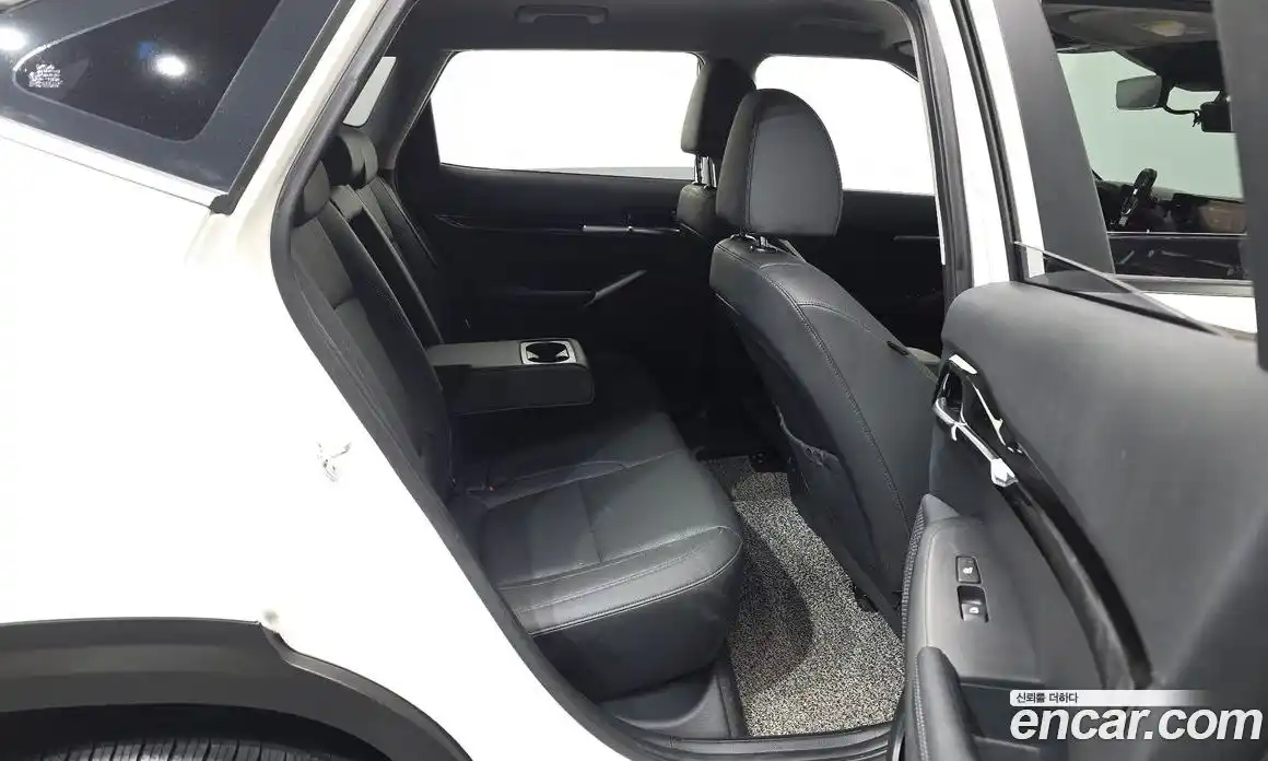 Kia Seltos 2022 1.6 автомат (гидро), фото 18