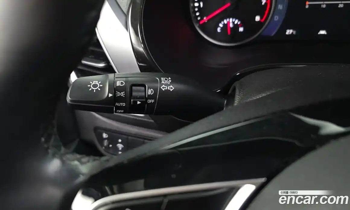 Kia Seltos 2022 1.6 автомат (гидро), фото 27