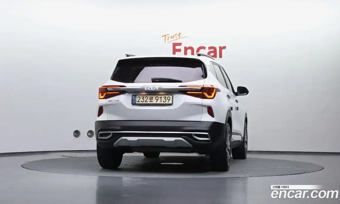 Kia Seltos 2022 1.6 автомат (гидро), фото 4