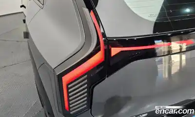 Kia EV3 2024 0.2 автомат (гидро), миниатюра 8