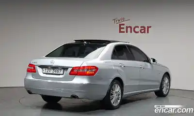 Mercedes-Benz E-Class 2012 3.5 автомат (гидро), миниатюра 2