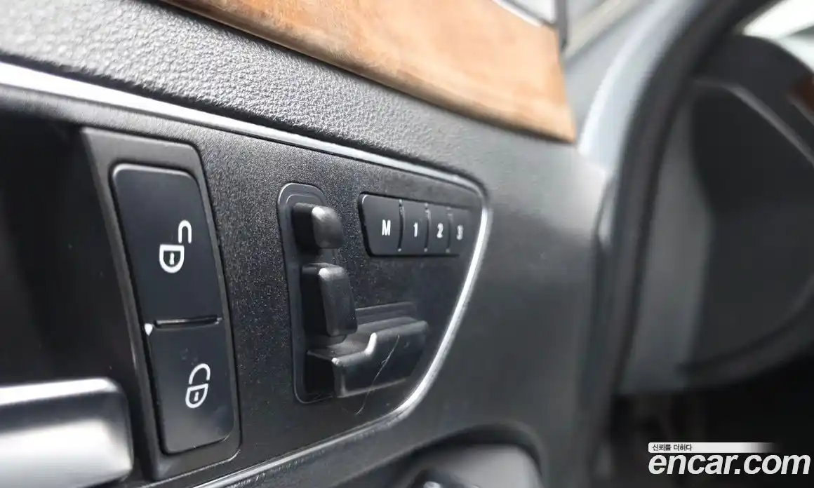 Mercedes-Benz E-Class 2012 3.5 автомат (гидро), фото 23