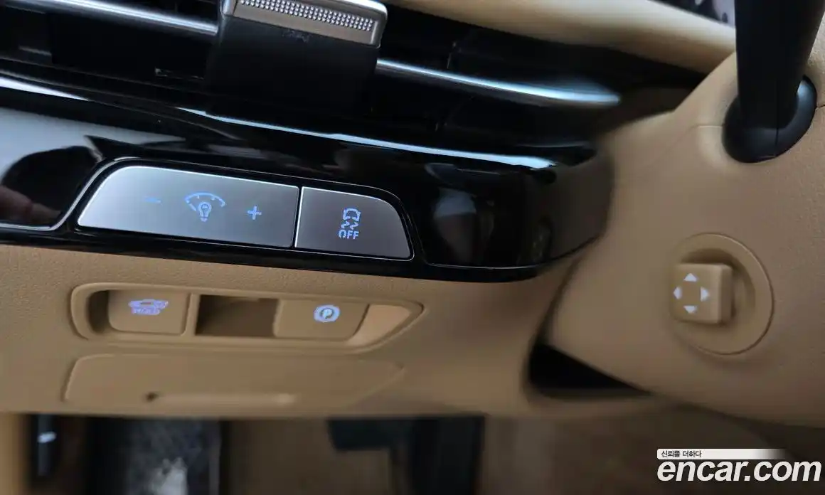 Genesis G80 2024 2.5 автомат (гидро), фото 25