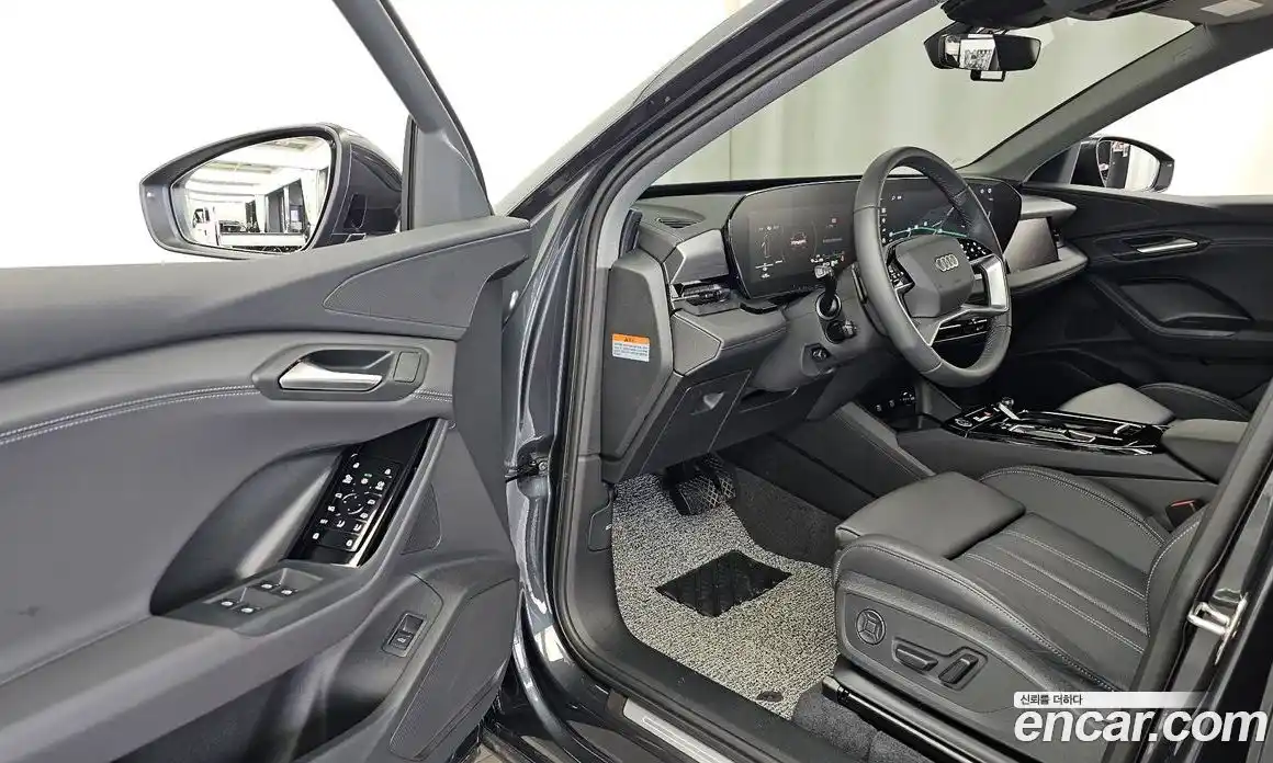 Audi Q6 e-tron 2025 0.2 автомат (гидро), фото 12