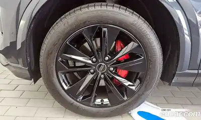 Audi Q6 e-tron 2025 0.2 автомат (гидро), миниатюра 4