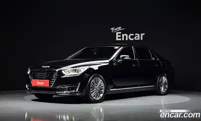 Genesis EQ900, 2016, 39 327 км