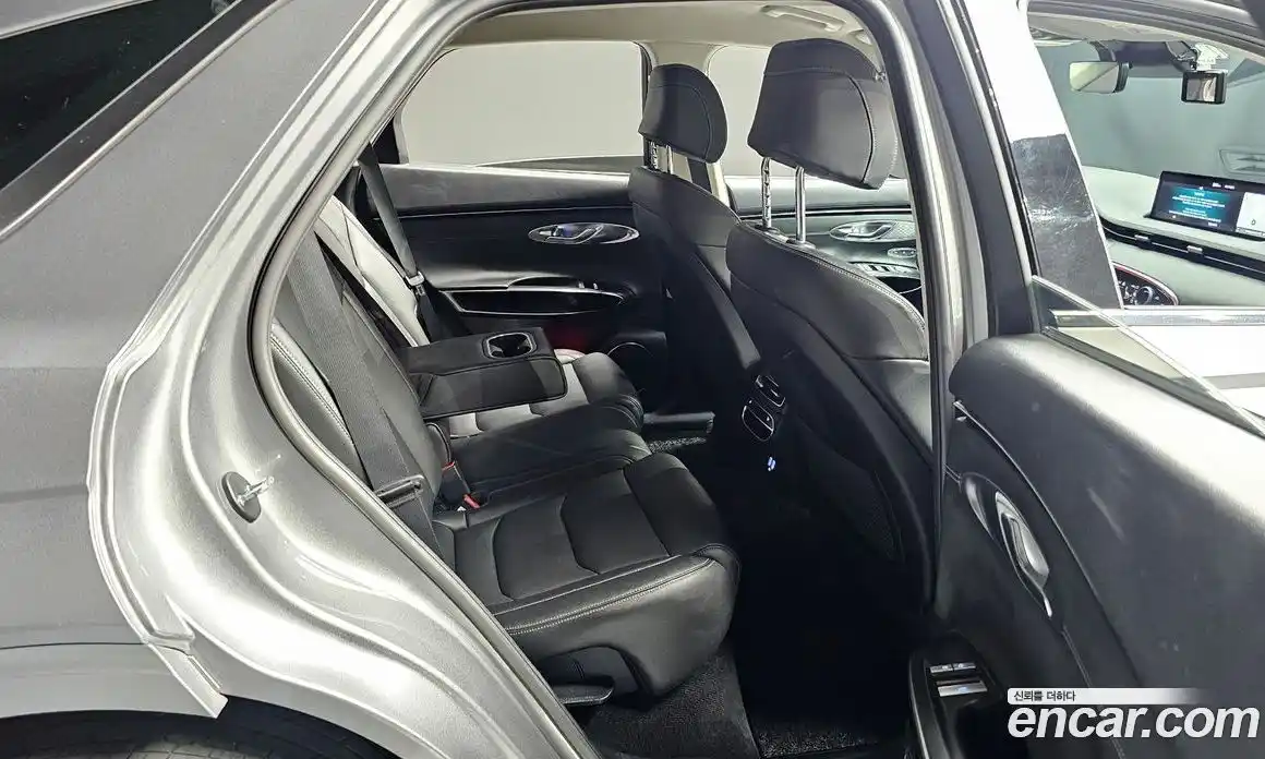 Genesis GV70 2021 2.2 автомат (гидро), фото 18