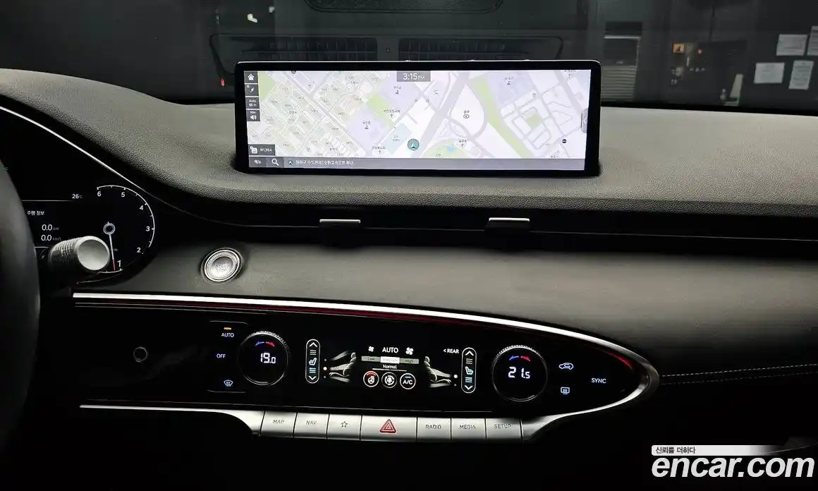 Genesis GV70 2021 2.2 автомат (гидро), фото 20