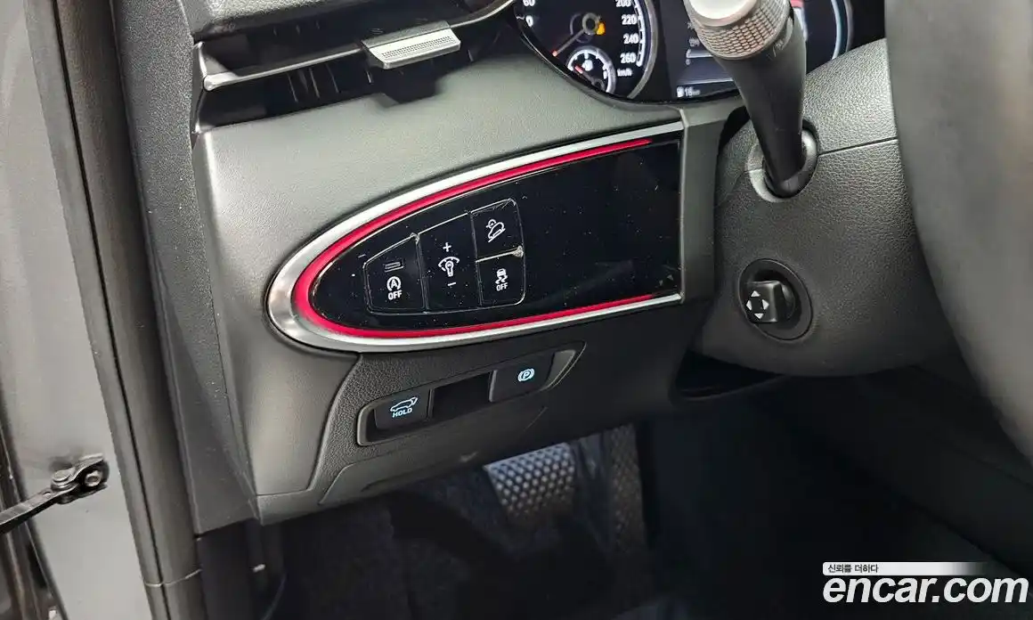 Genesis GV70 2021 2.2 автомат (гидро), фото 23