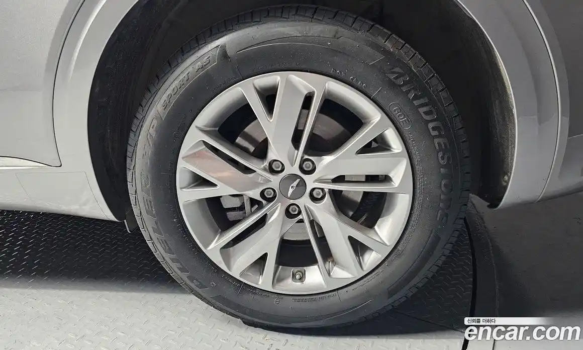 Genesis GV70 2021 2.2 автомат (гидро), фото 7