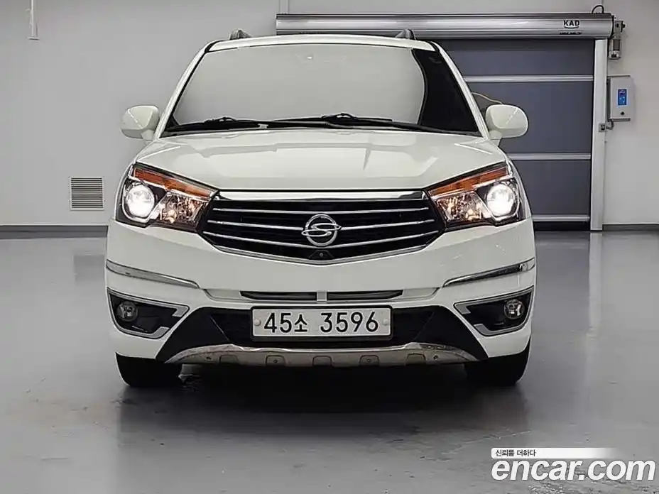 SsangYong Korando 2016 2.2 автомат (гидро), фото 2