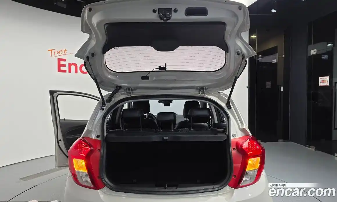 Chevrolet Spark 2018 1.0 автомат (гидро), фото 26