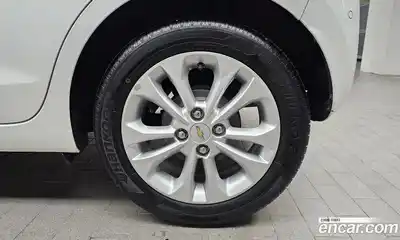 Chevrolet Spark 2021 1.0 автомат (гидро), миниатюра 7