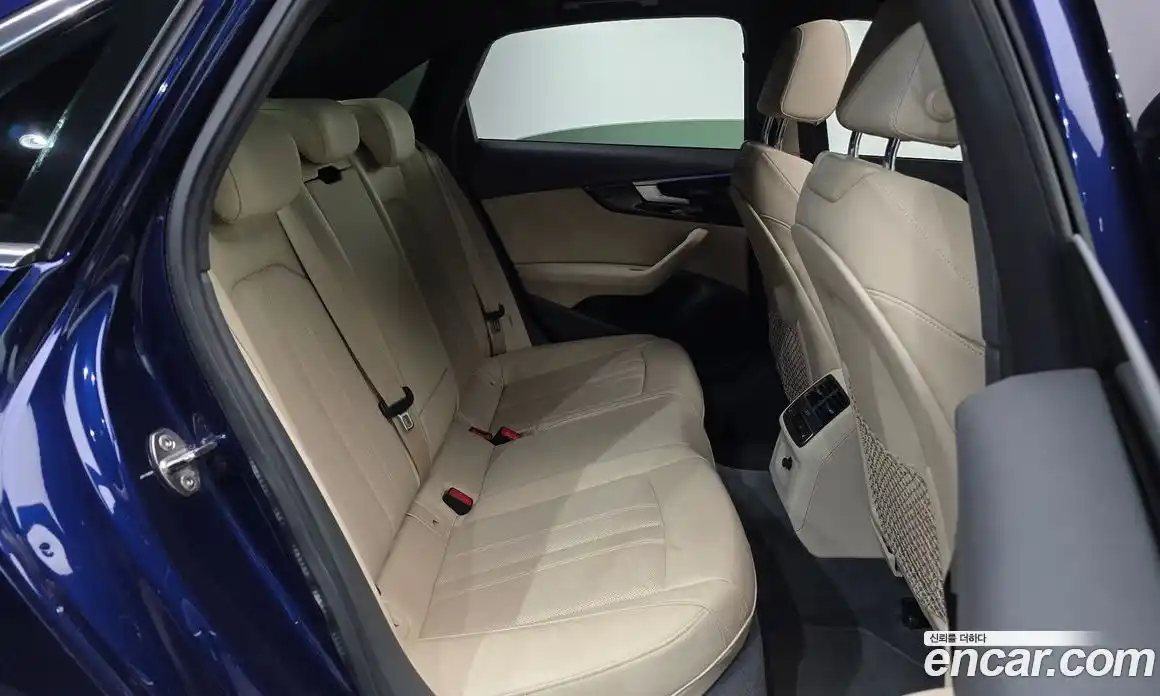 Audi A4 2020 2.0 автомат (гидро), фото 11