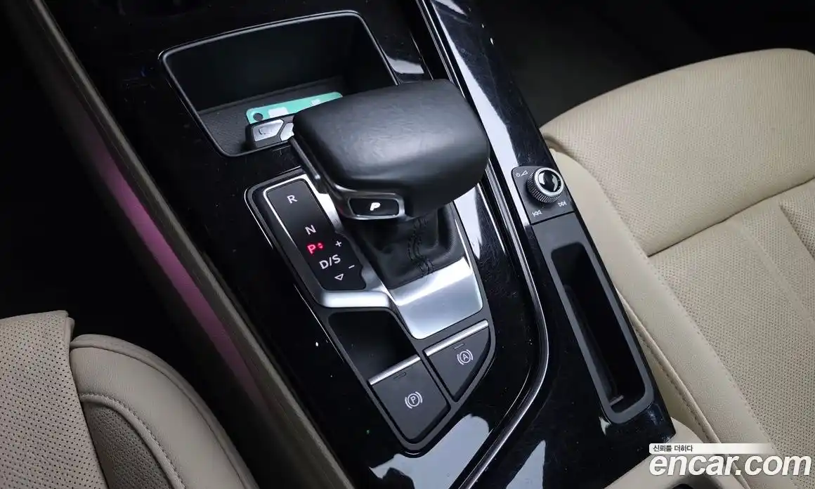 Audi A4 2020 2.0 автомат (гидро), фото 9