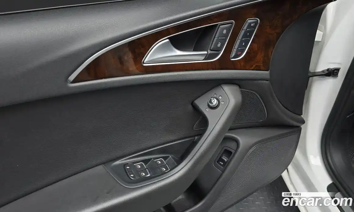 Audi A6 2014 3.0 автомат (гидро), фото 15