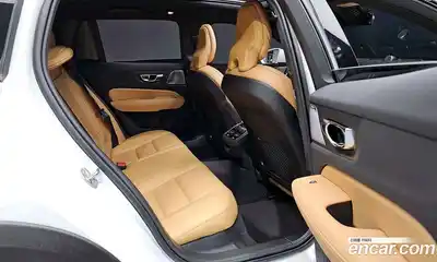Volvo V60 2025 2.0 автомат (гидро), миниатюра 12