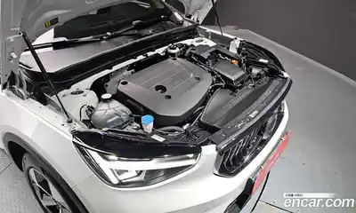 Volvo XC40 2023 2.0 автомат (гидро), миниатюра 6