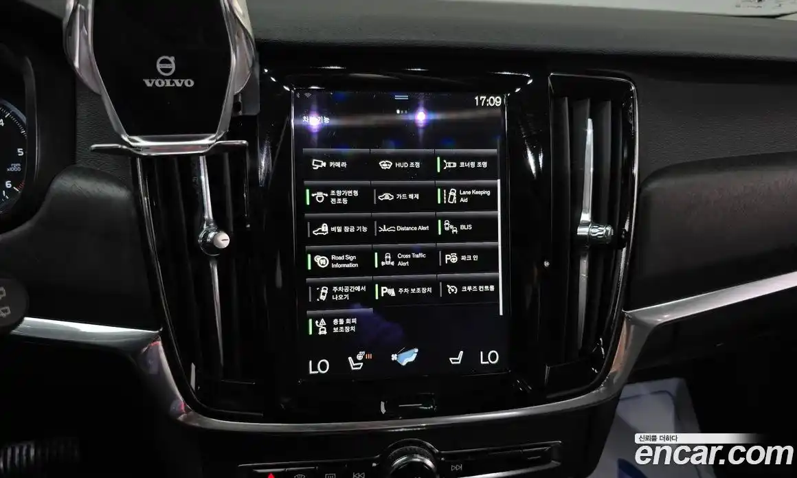 Volvo V90 2017 2.0 автомат (гидро), фото 14