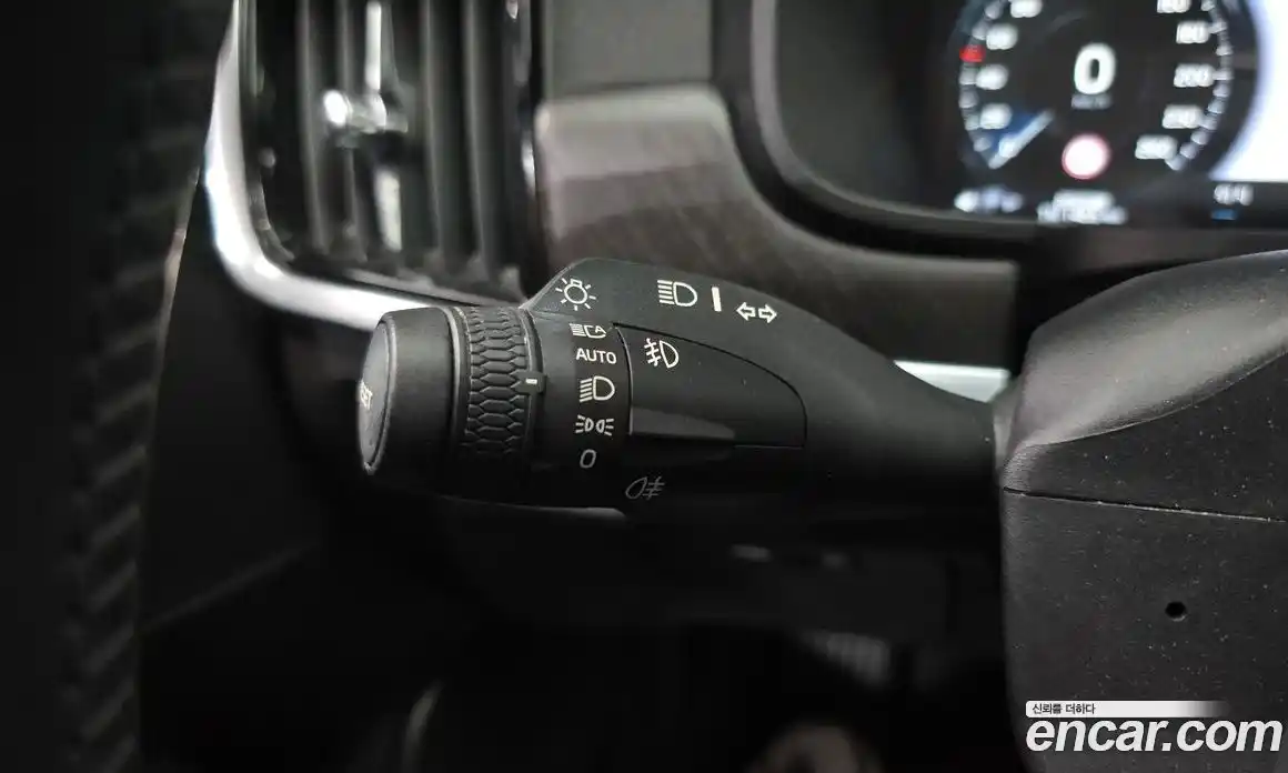 Volvo V90 2017 2.0 автомат (гидро), фото 16
