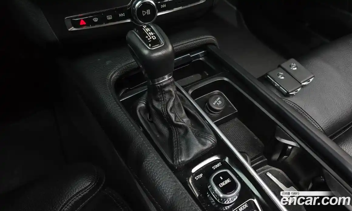 Volvo V90 2017 2.0 автомат (гидро), фото 9