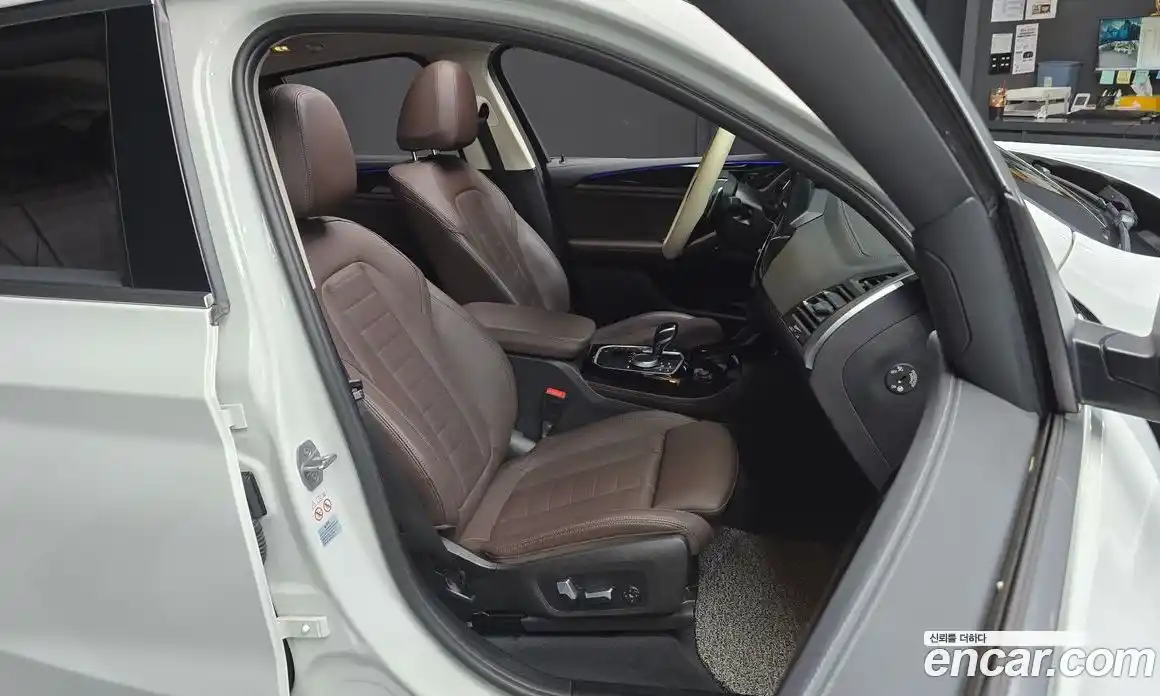 BMW X4 2022 2.0 автомат (гидро), фото 17